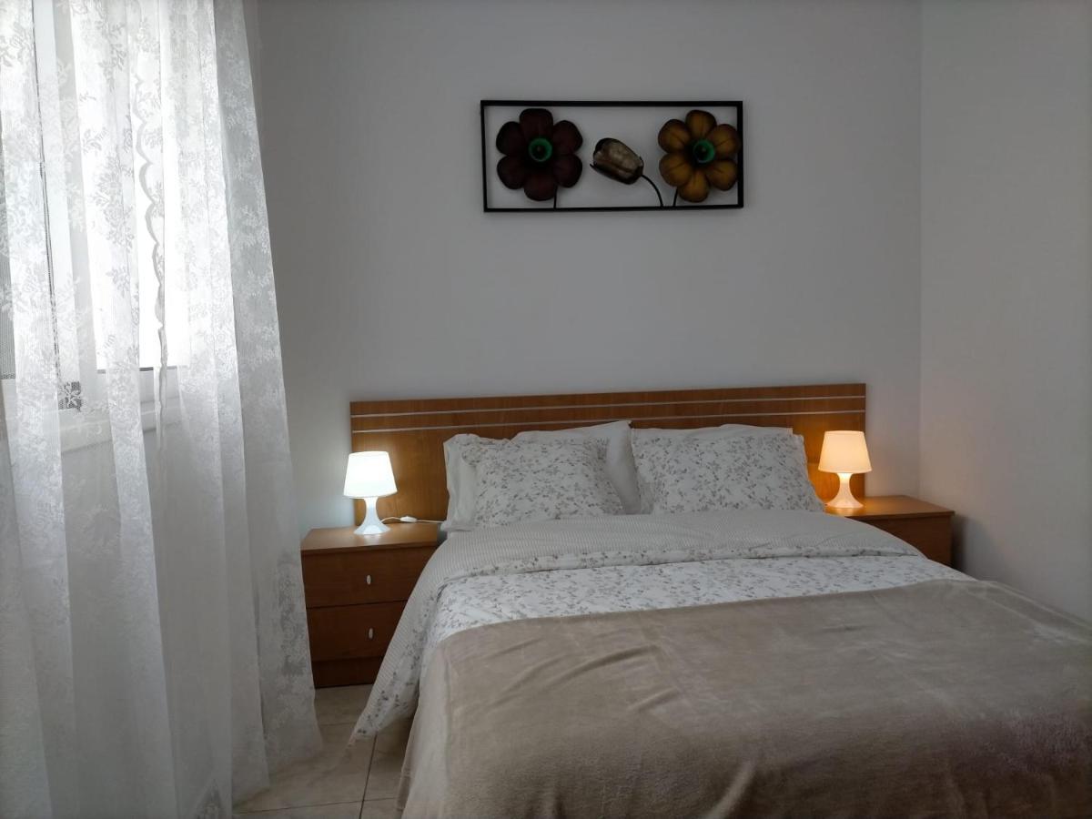 It Home - 2 Private Apartments تيلدي المظهر الخارجي الصورة