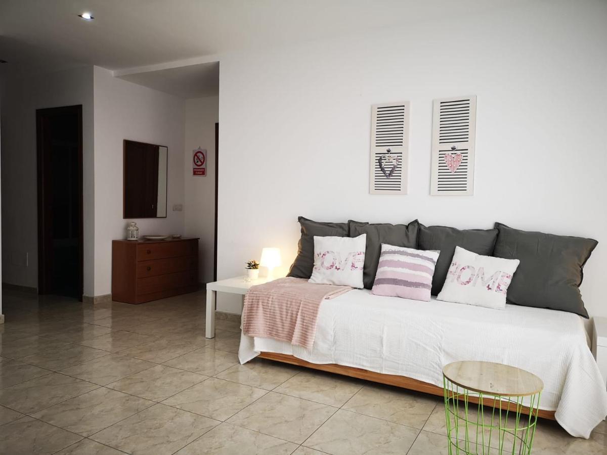 It Home - 2 Private Apartments تيلدي المظهر الخارجي الصورة