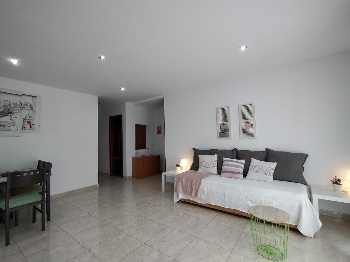 It Home - 2 Private Apartments تيلدي المظهر الخارجي الصورة